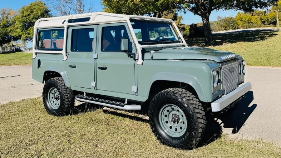 1984 Land Rover Defender 110 - Image 2 of 14