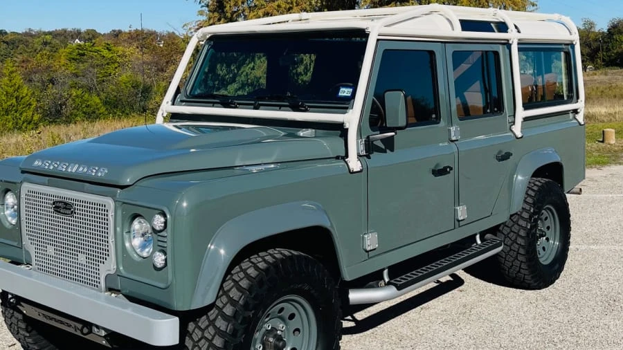 1984 Land Rover Defender 110 - Image 3 of 14