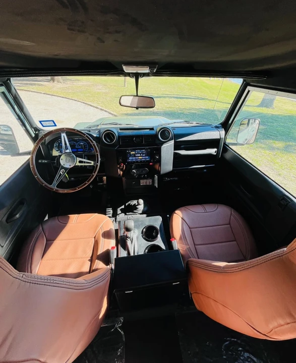 1984 Land Rover Defender 110 - Image 5 of 14