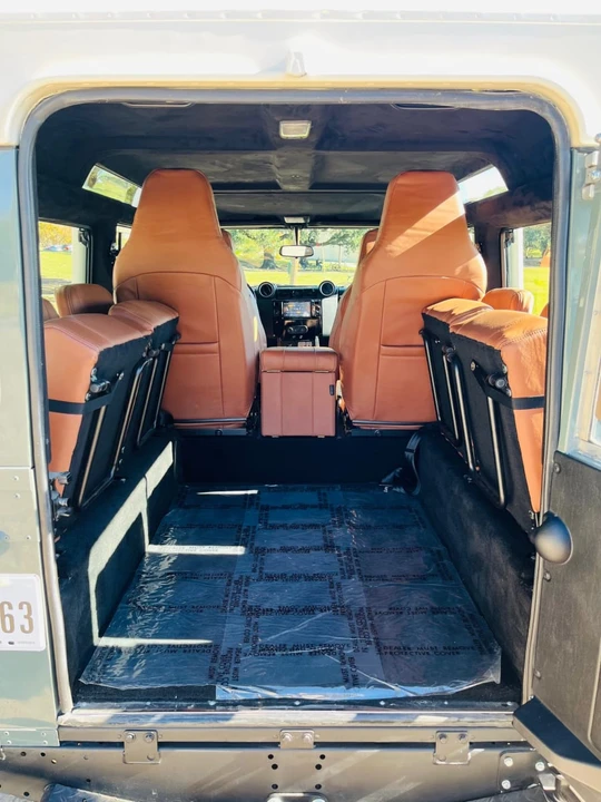 1984 Land Rover Defender 110 - Image 6 of 14