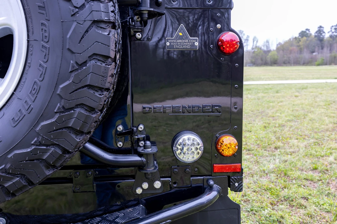 1984 Land Rover Defender 110 - Image 30 of 31