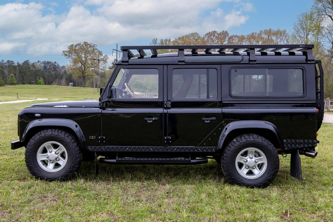 1984 Land Rover Defender 110 - Image 3 of 31