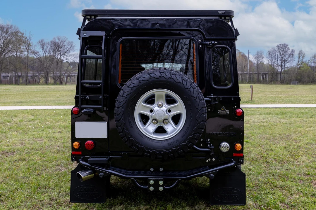 1984 Land Rover Defender 110 - Image 5 of 31