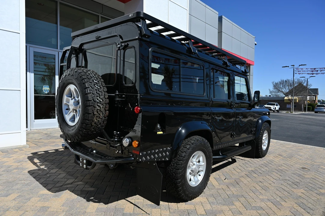 1984 Land Rover Defender 110 - Image 11 of 31