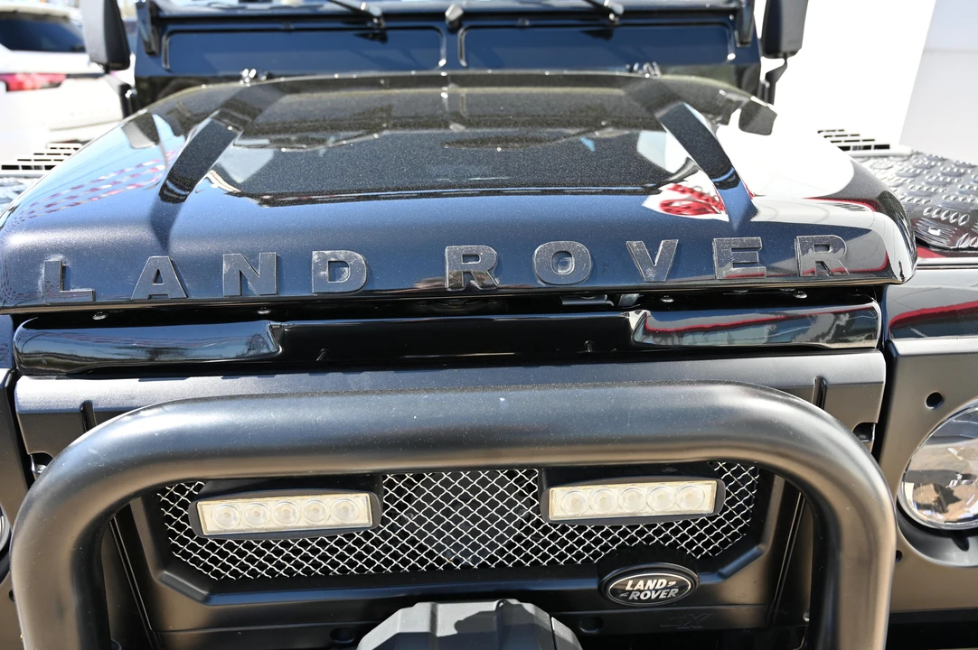 1984 Land Rover Defender 110 - Image 19 of 31