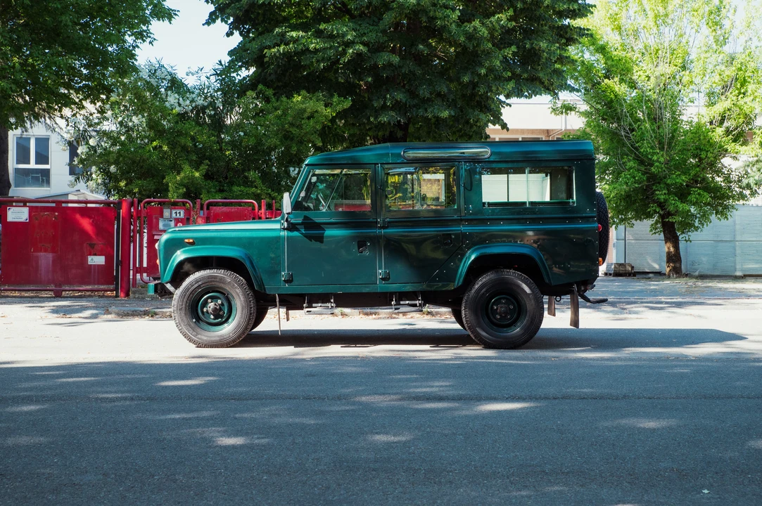 1984 Land Rover Defender 110 - Image 4 of 31