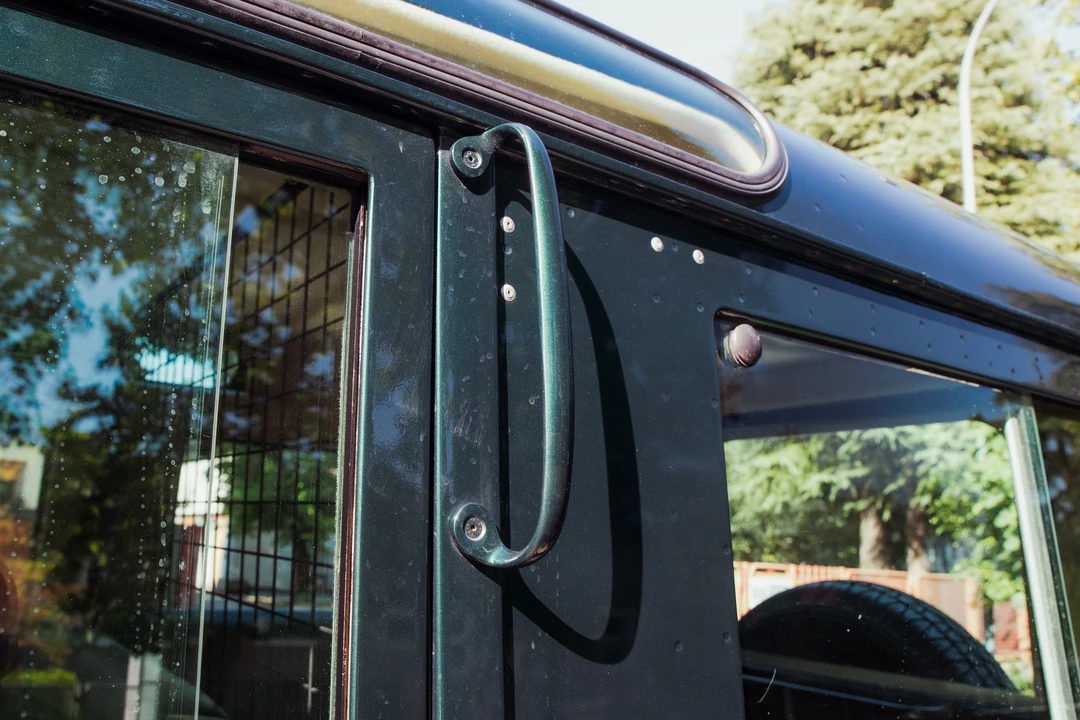 1984 Land Rover Defender 110 - Image 10 of 31
