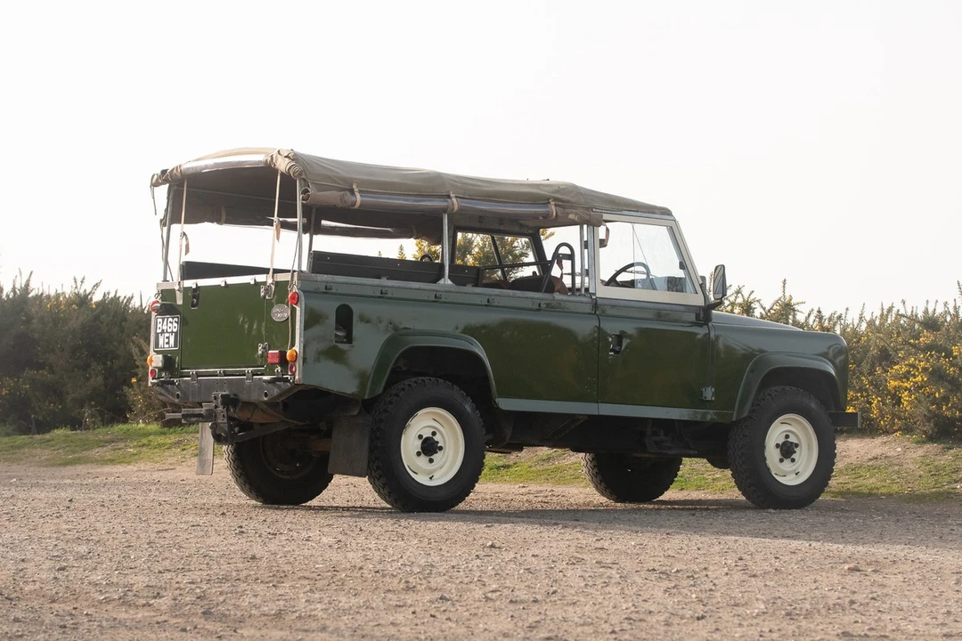 1984 Land Rover Defender 110 - Image 13 of 30