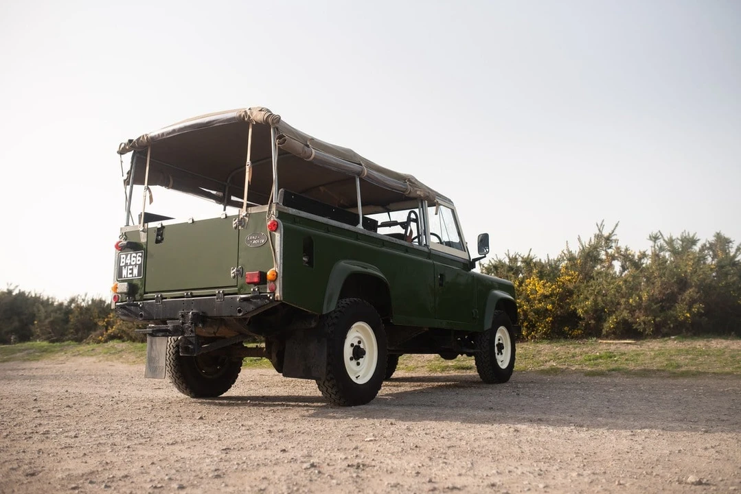 1984 Land Rover Defender 110 - Image 19 of 30