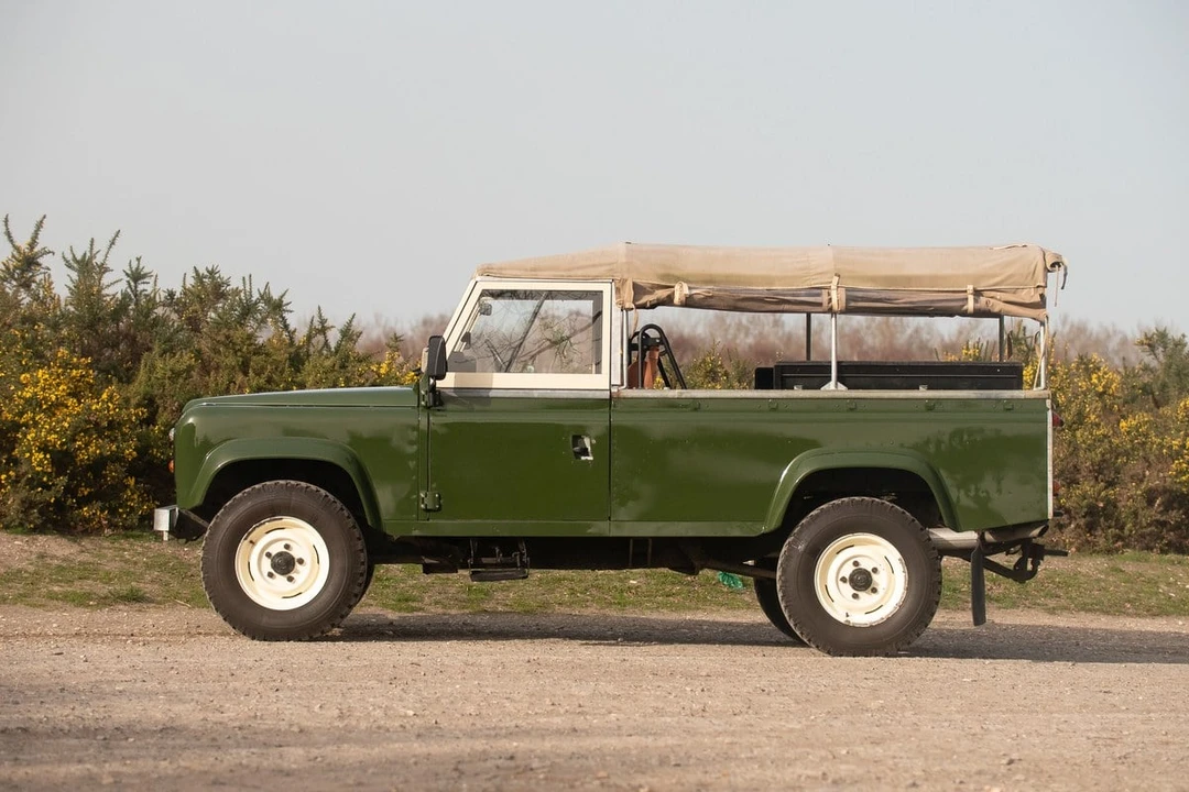 1984 Land Rover Defender 110 - Image 21 of 30