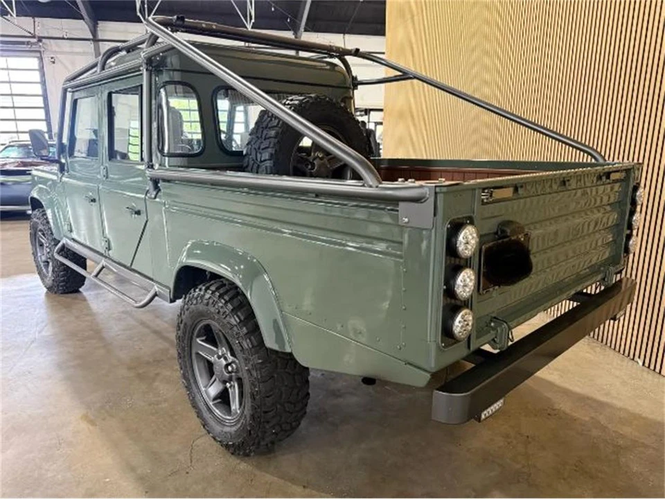1984 Land Rover Defender 110 - Image 19 of 29