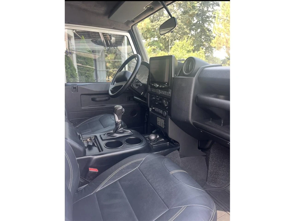 1984 Land Rover Defender 110 - Image 7 of 10
