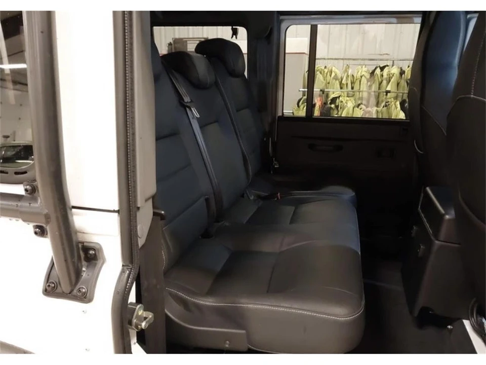 1984 Land Rover Defender 110 - Image 8 of 10
