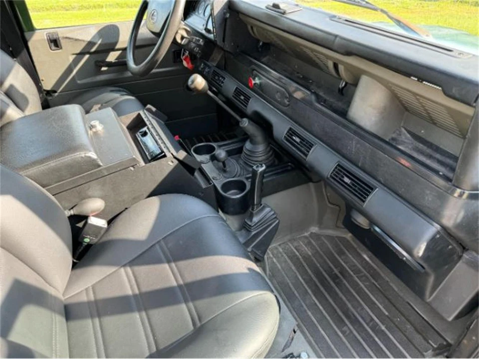 1984 Land Rover Defender 110 - Image 10 of 30