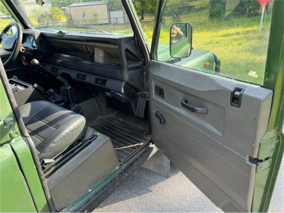 1984 Land Rover Defender 110 - Image 9 of 30
