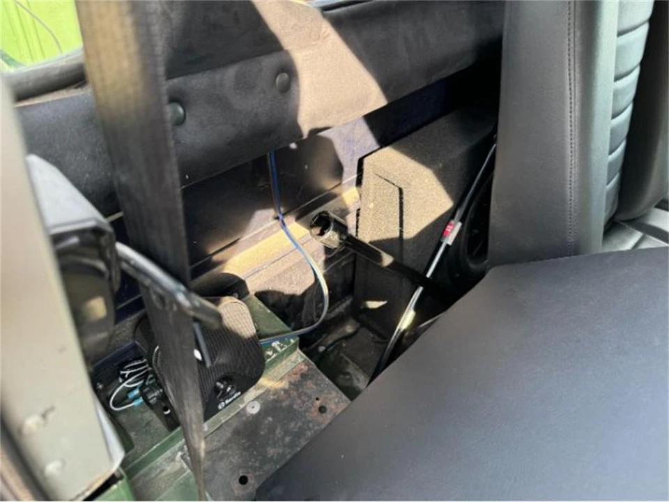 1984 Land Rover Defender 110 - Image 5 of 30