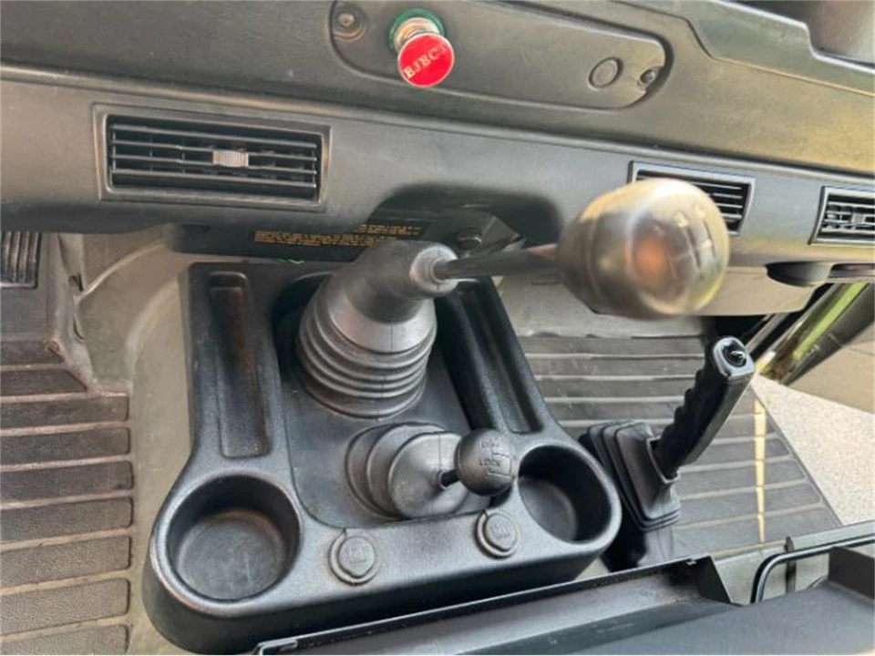1984 Land Rover Defender 110 - Image 17 of 30