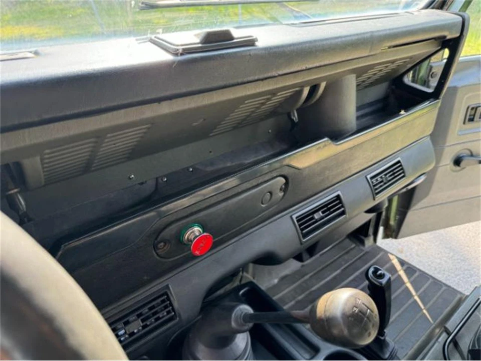 1984 Land Rover Defender 110 - Image 19 of 30