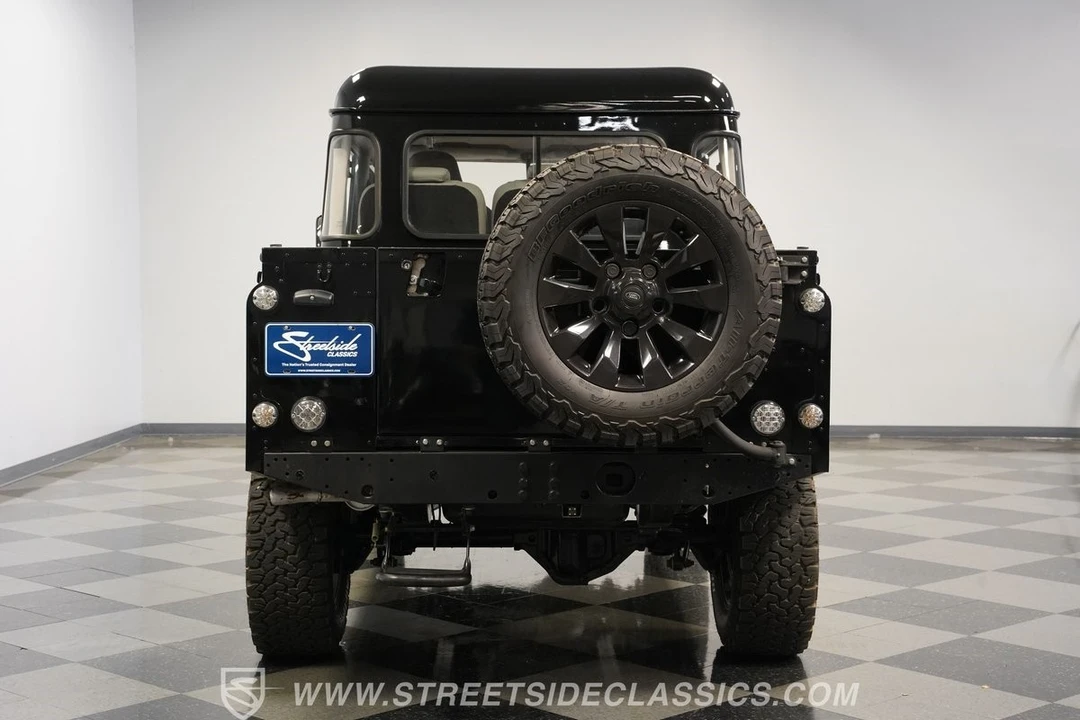 1984 Land Rover Defender 110 - Image 11 of 12