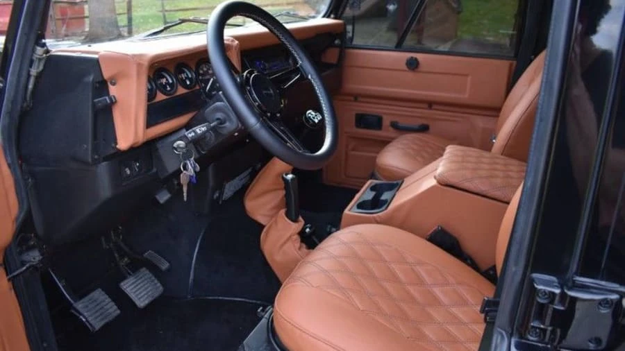 1984 Land Rover Defender 110 - Image 3 of 10