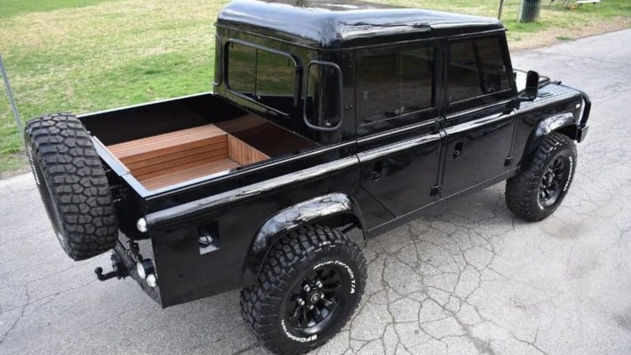 1984 Land Rover Defender 110 - Image 9 of 10