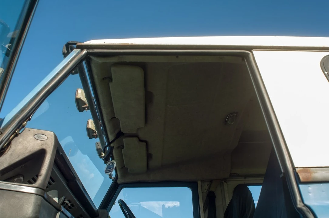 1984 Land Rover Defender 110 - Image 21 of 30