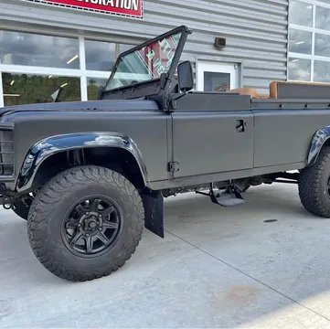1984 Land Rover Defender 110 · Other