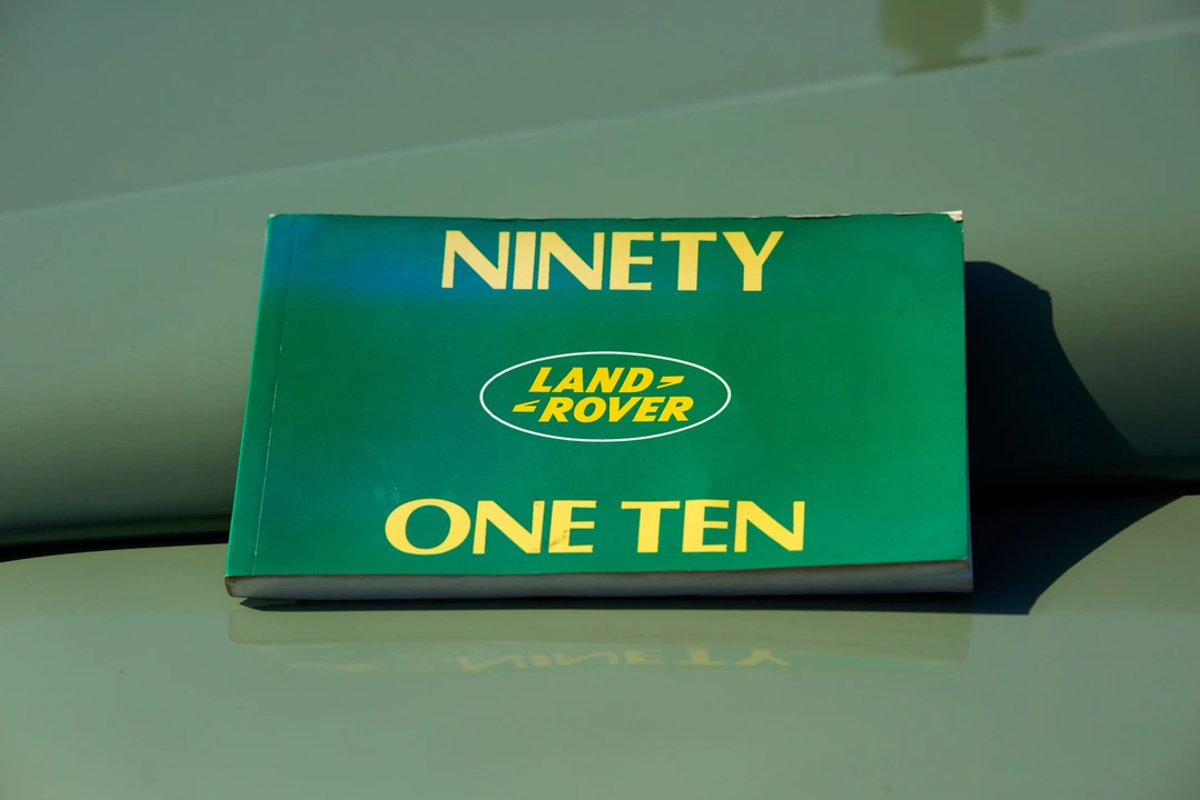 1984 Land Rover Defender 110 - Image 8 of 30