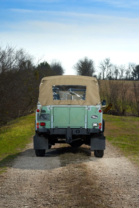 1984 Land Rover Defender 110 - Image 7 of 30