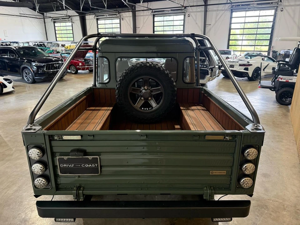 1984 Land Rover Defender 130 - Image 17 of 31