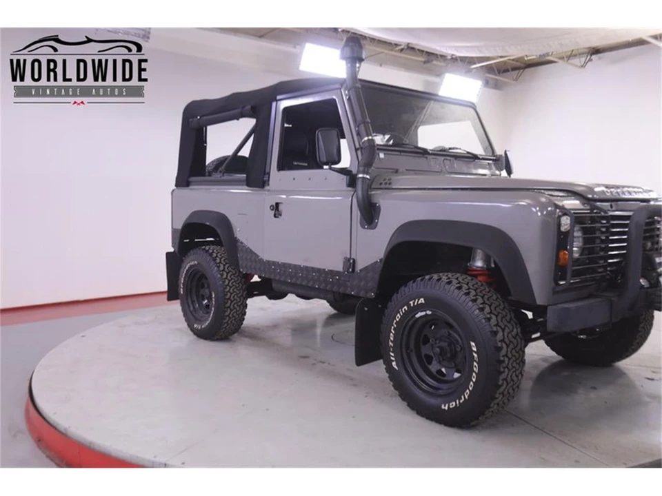 1984 Land Rover Defender 90 - Image 17 of 31