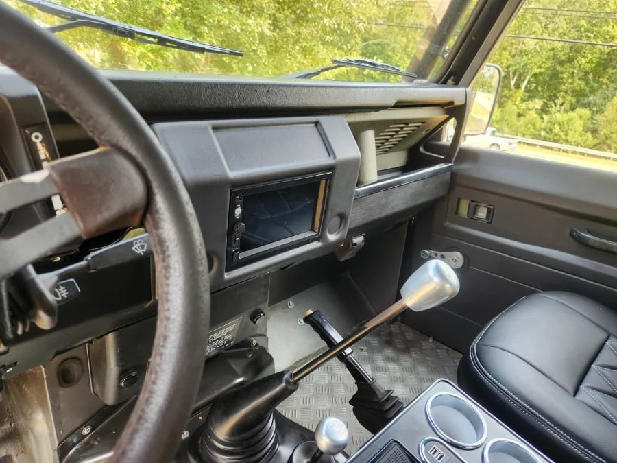 1984 Land Rover Defender 90 - Image 19 of 31