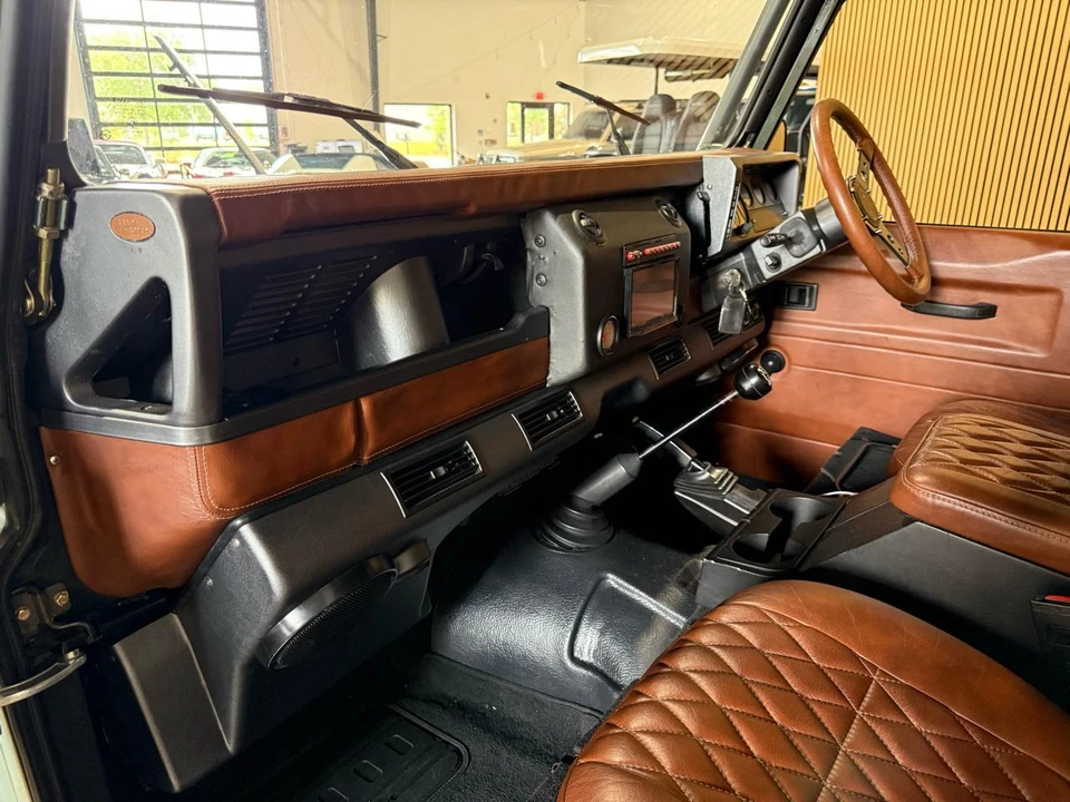 1984 Land Rover Defender 110 - Image 31 of 31