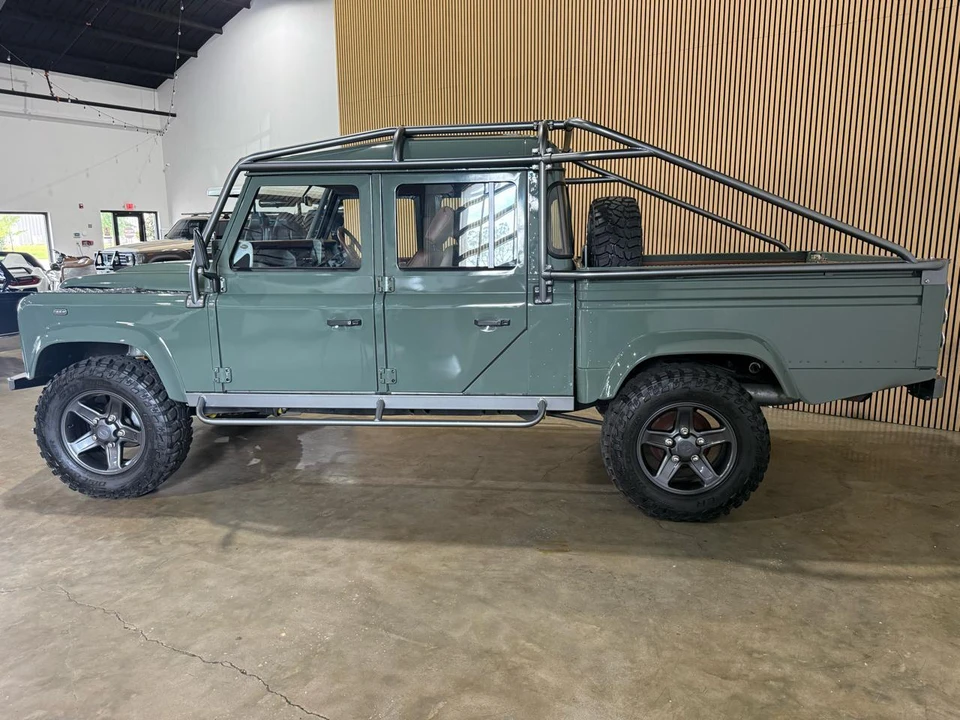 1984 Land Rover Defender 110 - Image 24 of 31