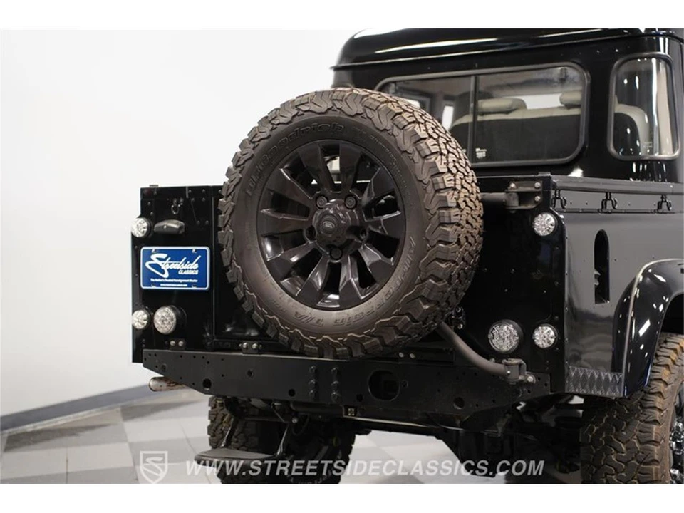 1984 Land Rover Defender 110 - Image 25 of 31