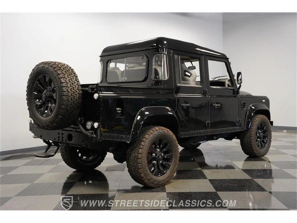1984 Land Rover Defender 110 - Image 11 of 31