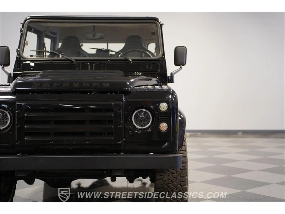 1984 Land Rover Defender 110 - Image 19 of 31