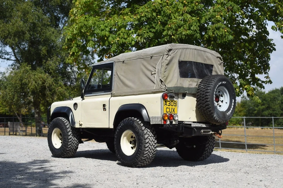 1984 Land Rover Series III 109 - Image 24 of 30