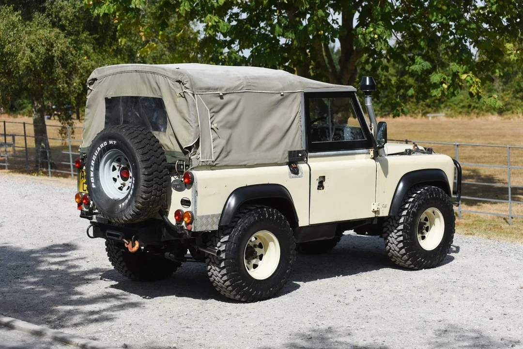 1984 Land Rover Series III 109 - Image 27 of 30