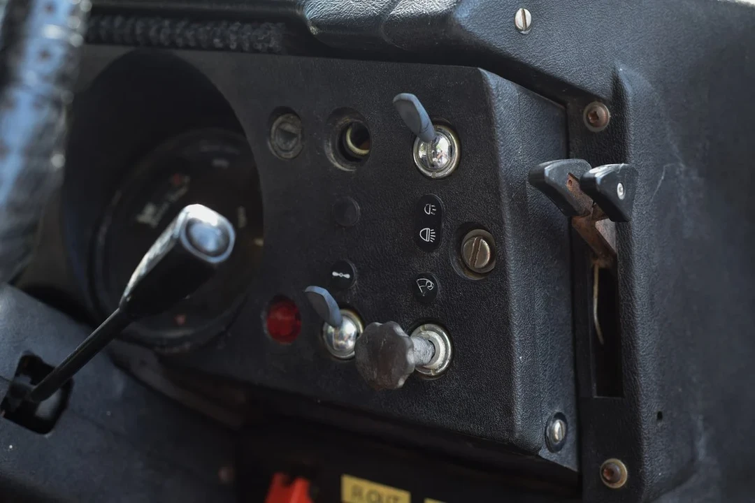 1984 Land Rover Series III 109 - Image 8 of 30