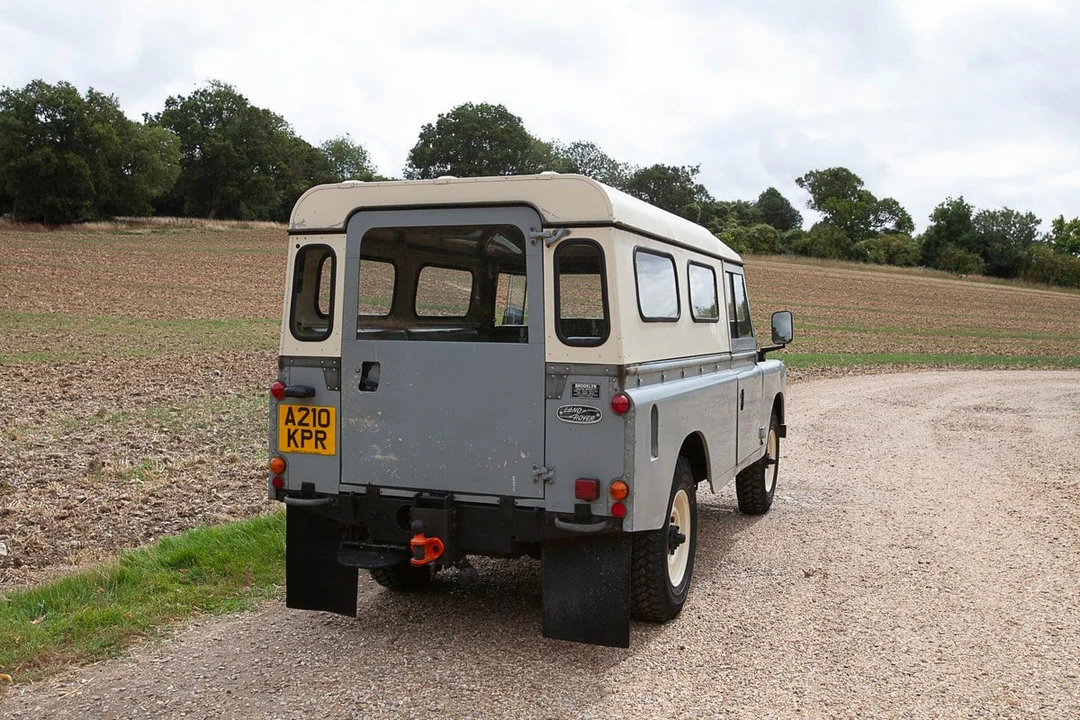 1984 Land Rover Series III 109 - Image 18 of 30