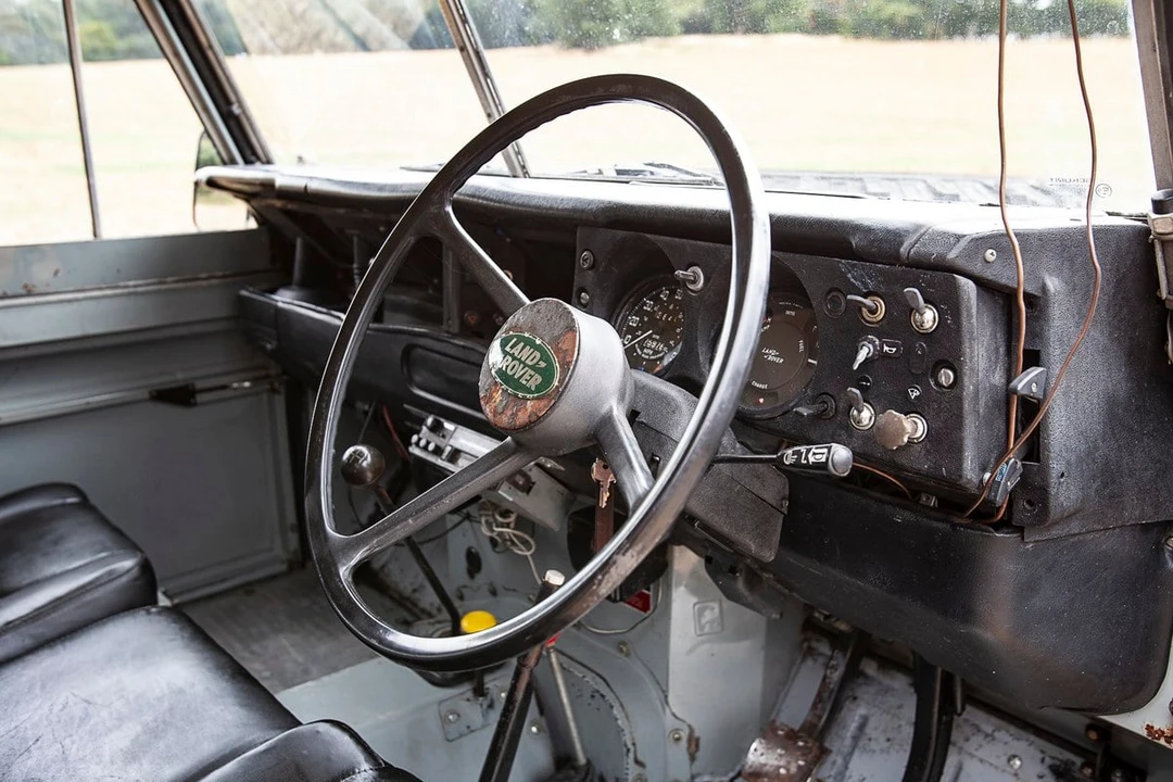 1984 Land Rover Series III 109 - Image 6 of 30