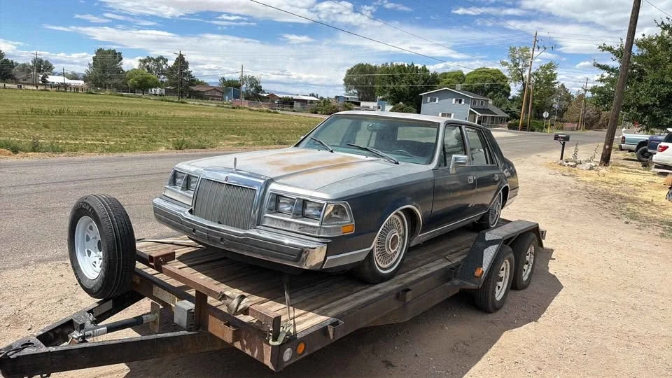 1984 Lincoln Continental 7th Gen - Image 2 of 8