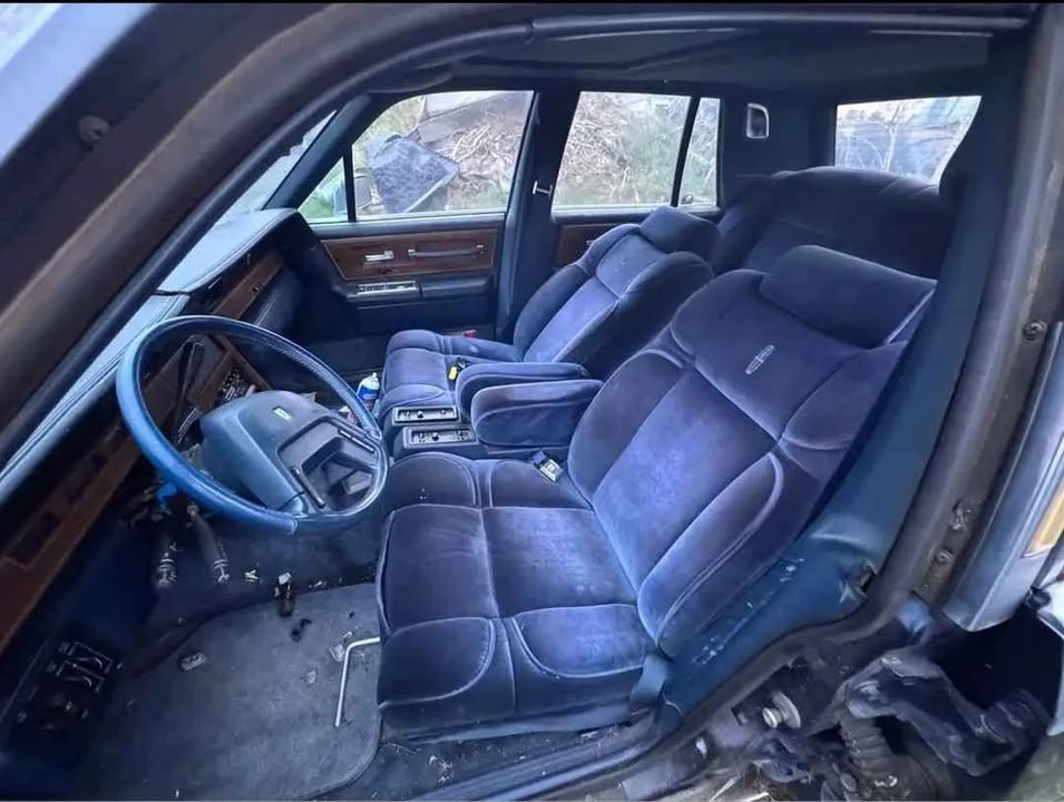 1984 Lincoln Continental 7th Gen - Image 6 of 8