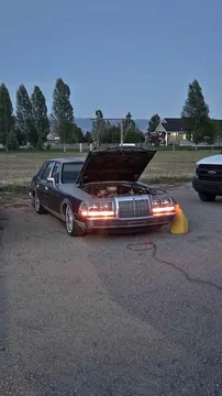 1984 Lincoln Continental Executive Sedan 4D
