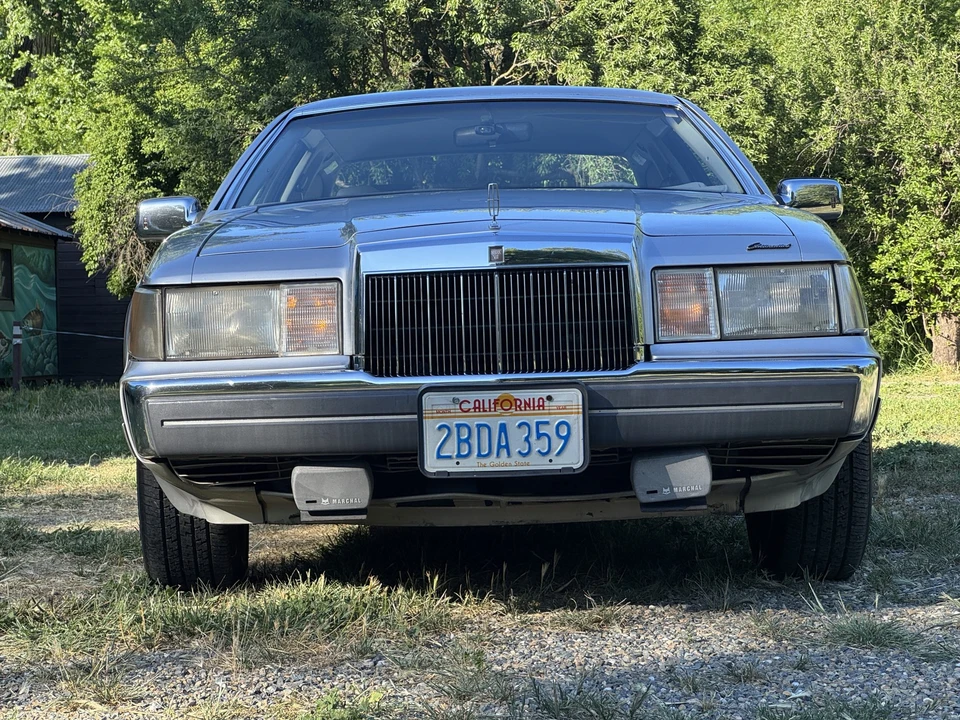 1984 Lincoln Continental Mark VII - Image 8 of 31