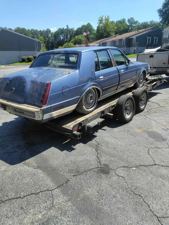 1984 Lincoln Continental 7th Gen - Image 13 of 13