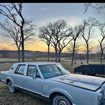1984 Lincoln Continental Mark VII
