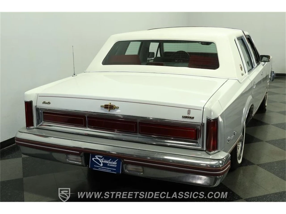 1984 Lincoln Town Car - Image 10 of 31