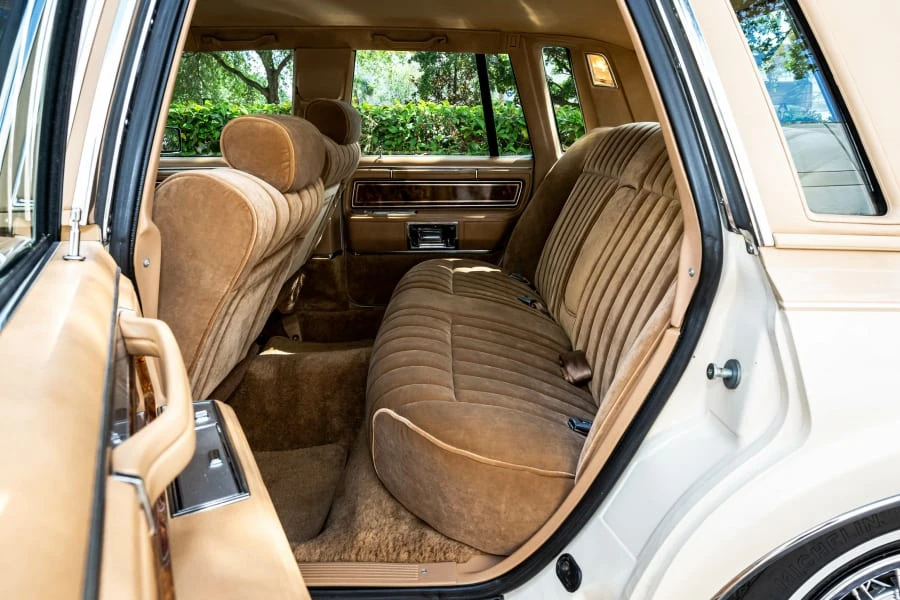1984 Lincoln Town Car - Image 18 of 23